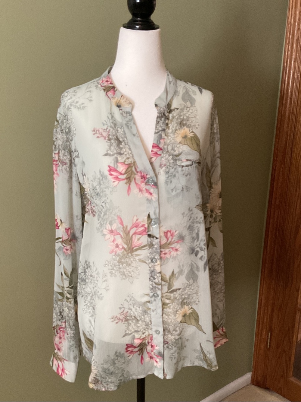 KUT from the Kloth Floral Sheer Button-Front Blouse – Medium